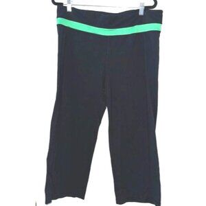 Black Capri Leggings With Green Waistband & Seam Detailing